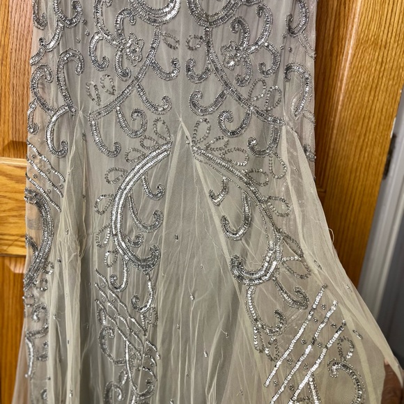 Elegant Silver Embellished Dress - Picture 9 of 10